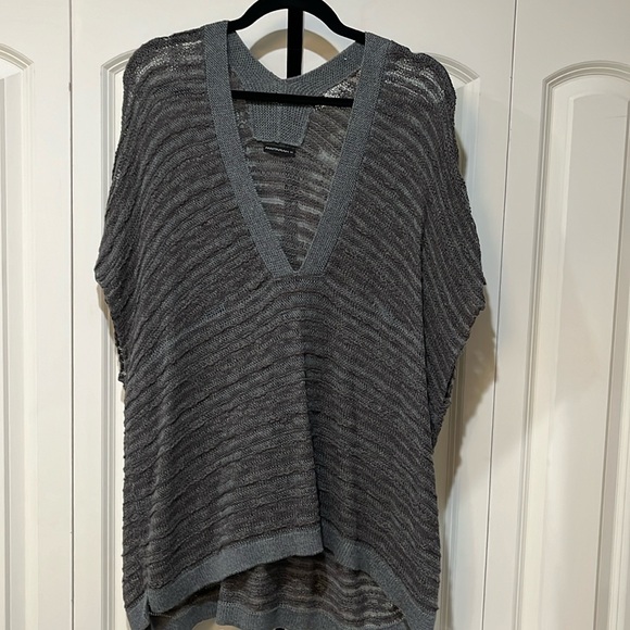 Anntarah Sweaters - Anntarrah Peruvian lightweight organic cotton V-neck cap sleeve tunic size M/L